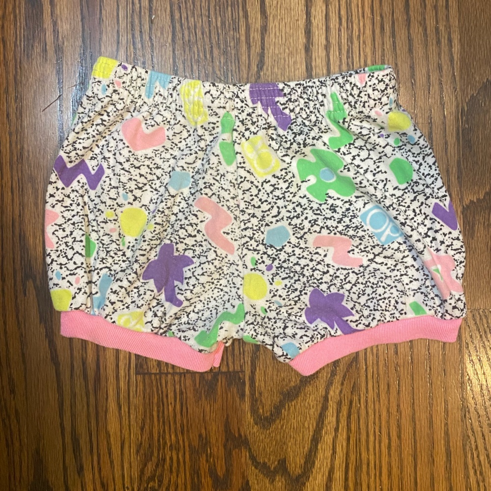 Vintage Shorts - Picture 3 of 3